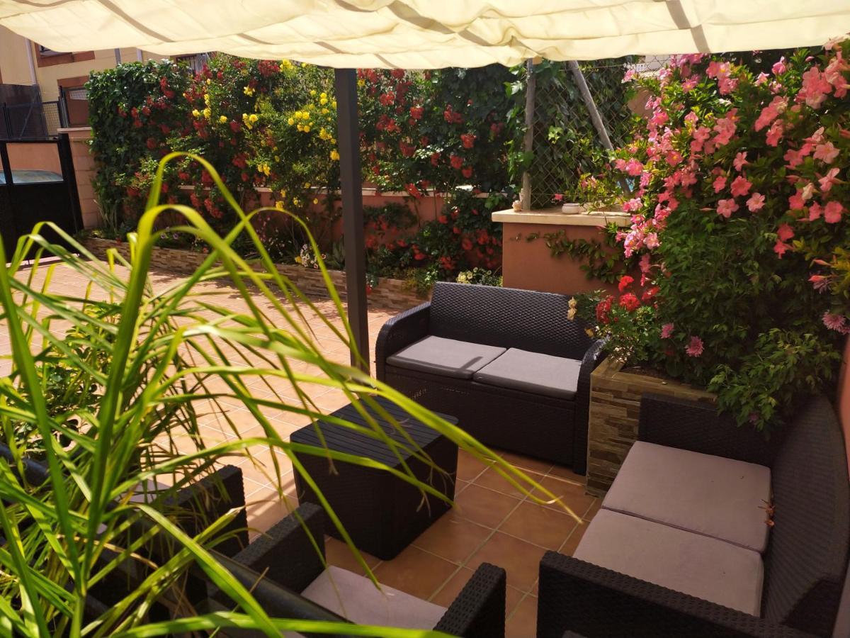 3 Bdr House Near La Zenia Private Lounge Terraces, Fire Places, Bbq, Kitchen, Parking オリウエラ エクステリア 写真
