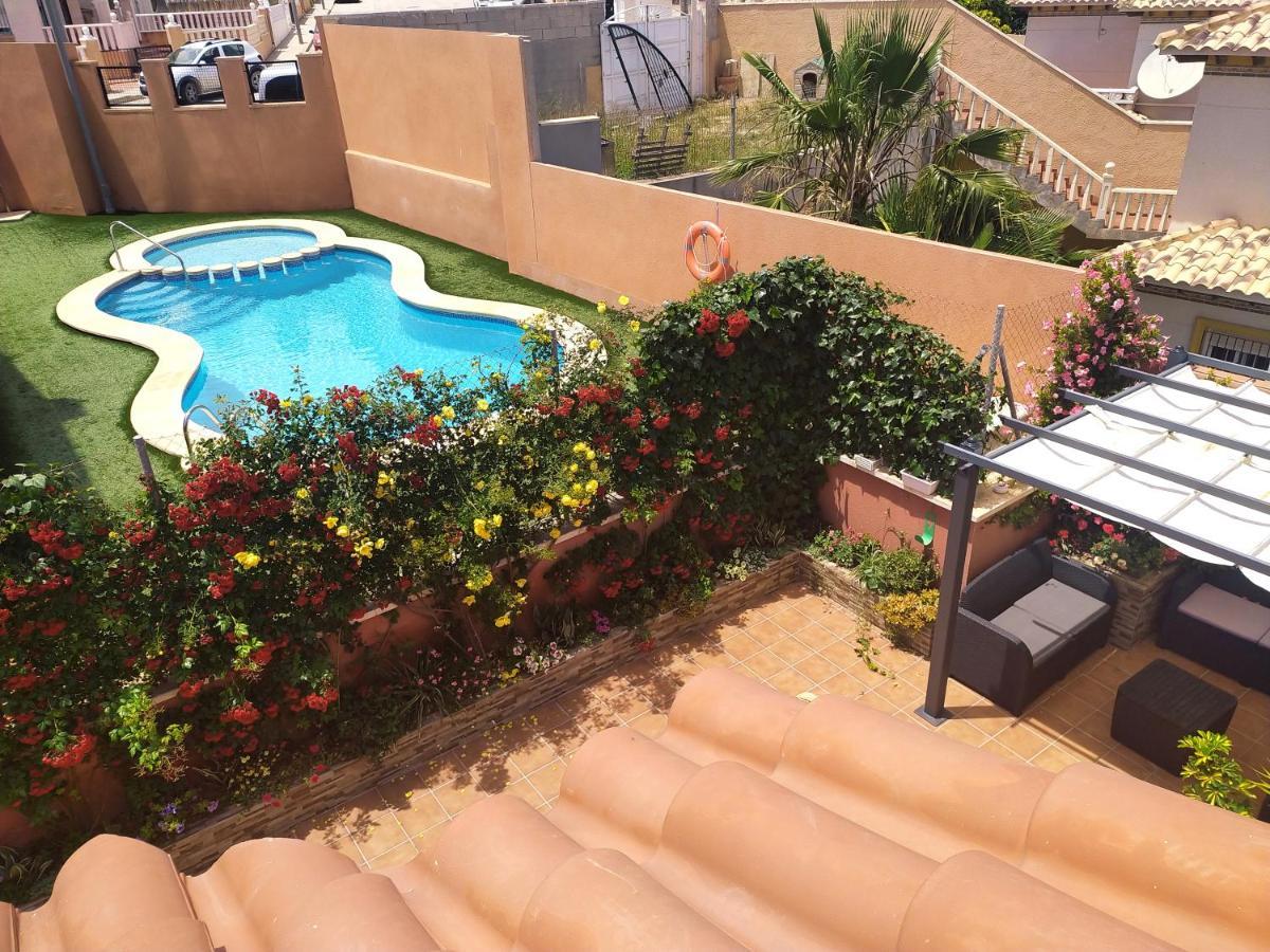 3 Bdr House Near La Zenia Private Lounge Terraces, Fire Places, Bbq, Kitchen, Parking オリウエラ エクステリア 写真